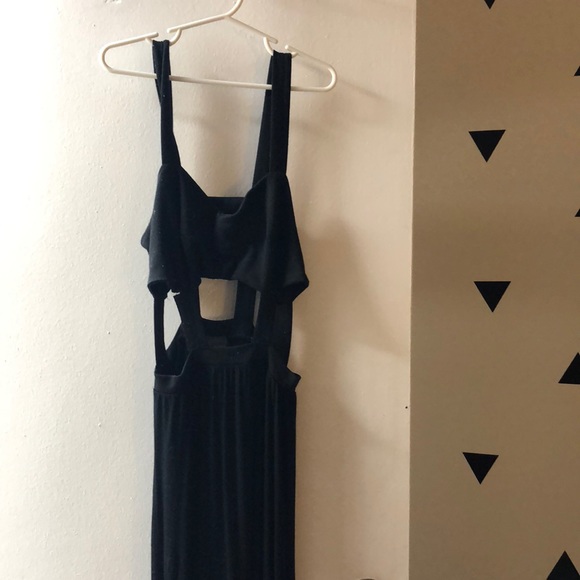Black open cut maxi dress - Picture 2 of 5